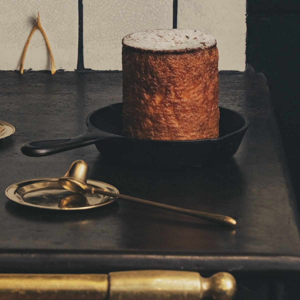 Taper candle snuffer