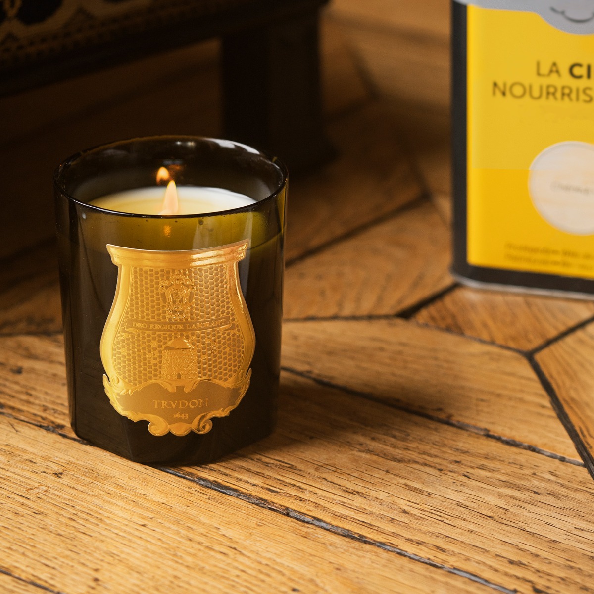 The Classic Candle - Solis Rex