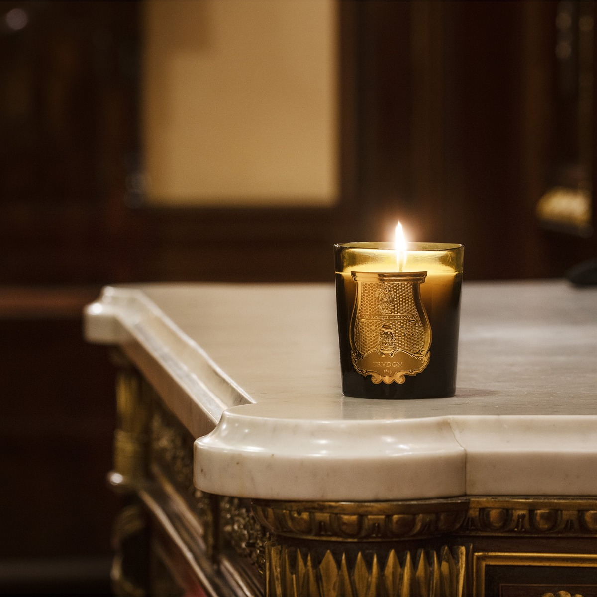 The Classic Candle - Odalisque